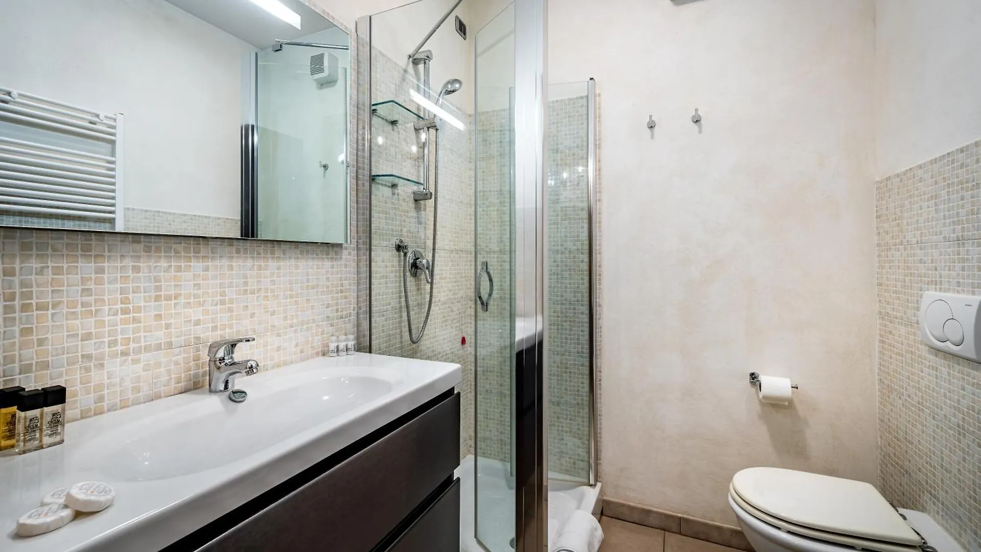 Yd Settimello With Parking Apartment Florence