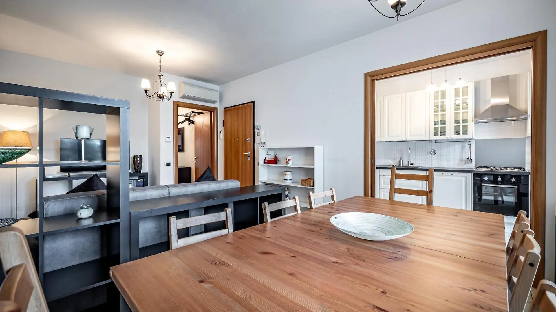 Yd Settimello With Parking Apartment Florence