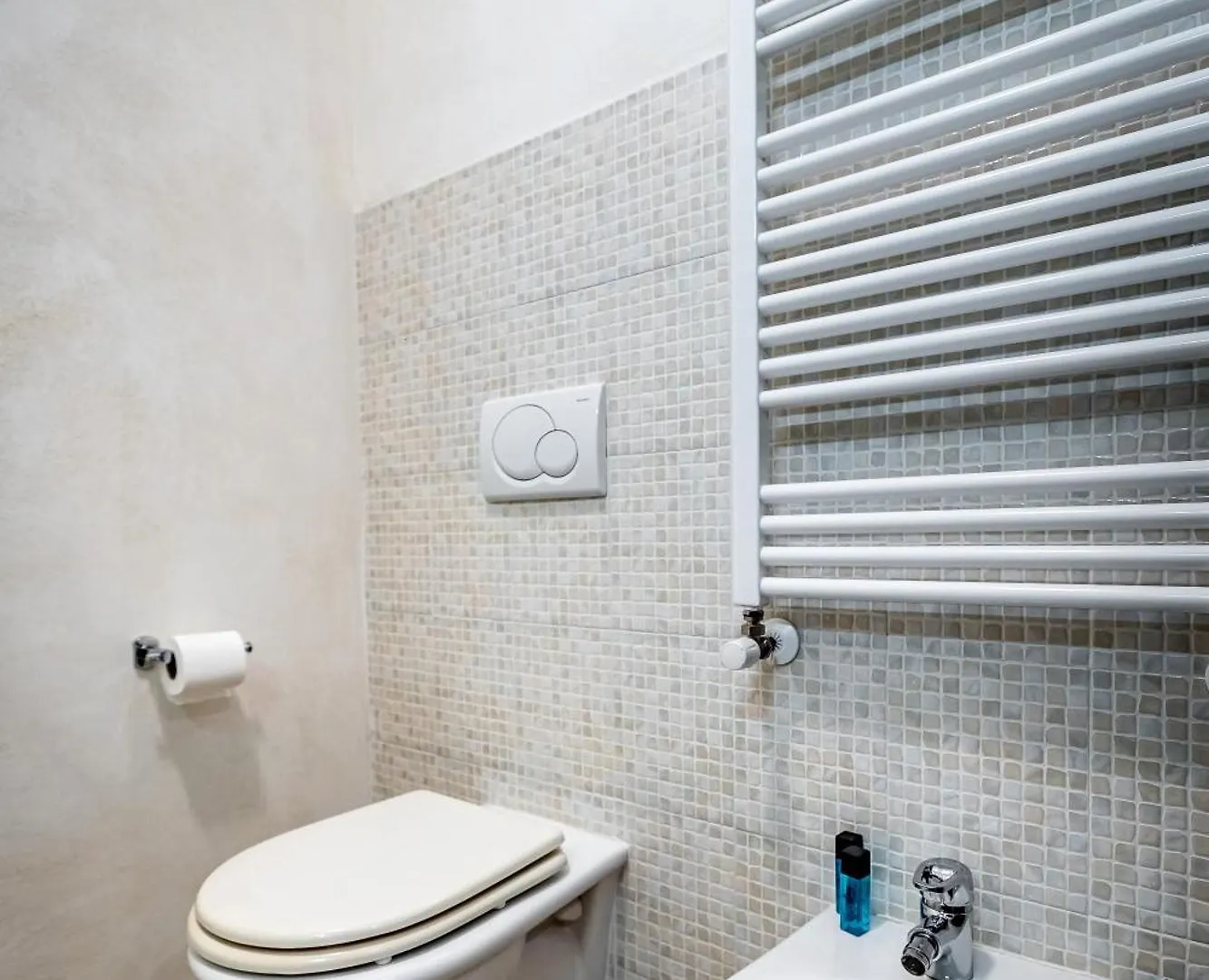 Yd Settimello With Parking Apartment Florence