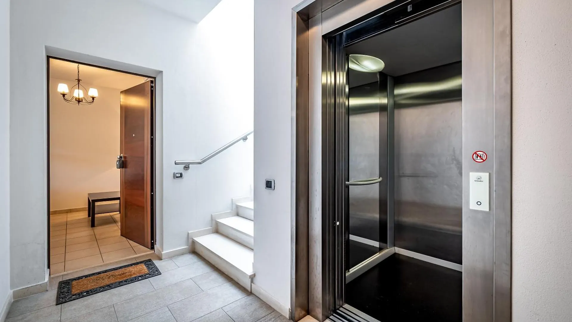 Yd Settimello With Parking Apartment Florence